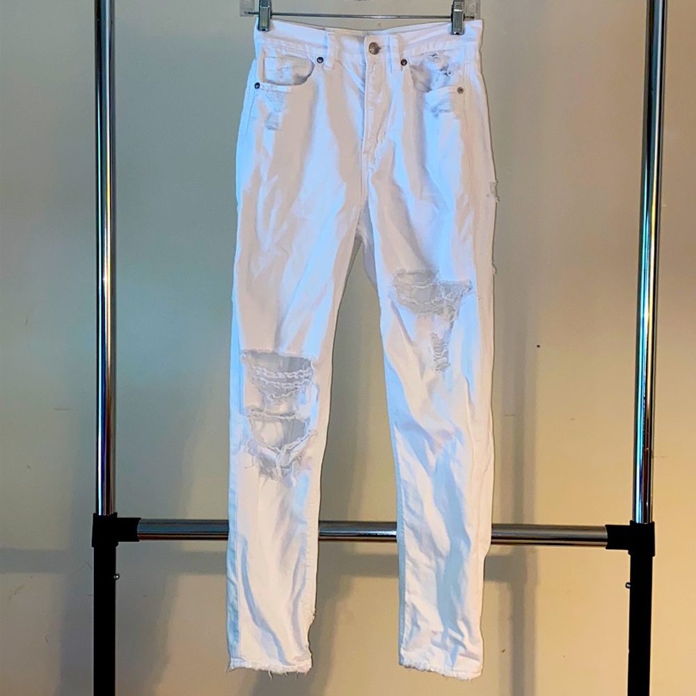 American Eagle ripped white mom jeans